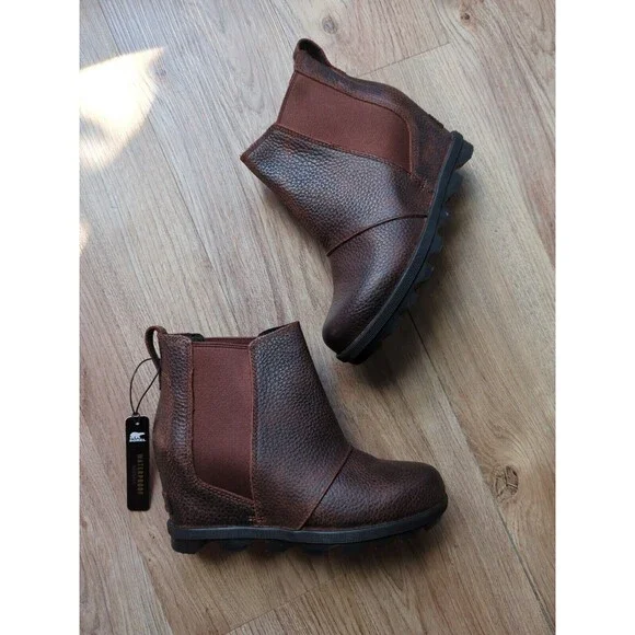 Sorel Joan of Arctic Wedge III Brown Tumbled Leather Chelsea Boots Womens 7